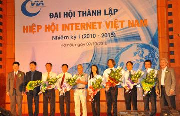 Ngày 9/10, tại Hà Nội, Đại hội thành lập Hiệp hội Internet Việt Nam đã chính thức được khai mạc. 