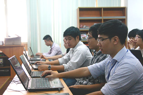 Dùng các PMNM đóng gói sẵn không qua kiểm tra an ninh giống như "xây nhà trên cát". Ảnh minh họa. Nguồn: Internet.