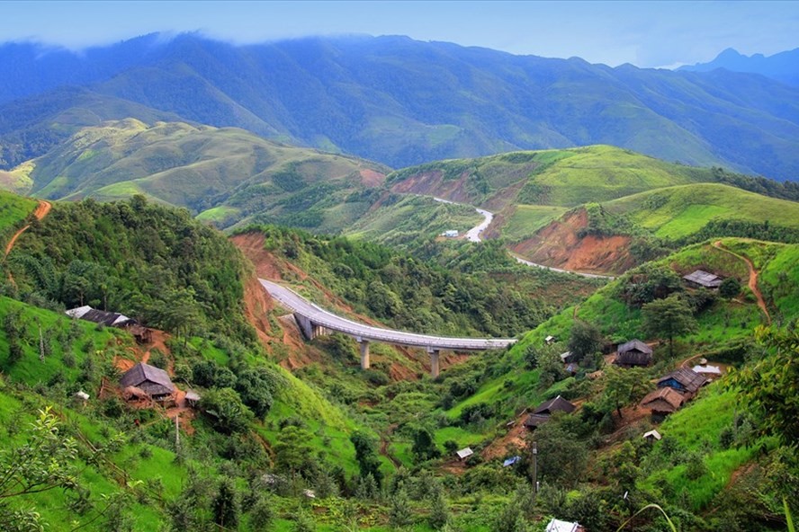 Đèo Pha Đin huyền thoại